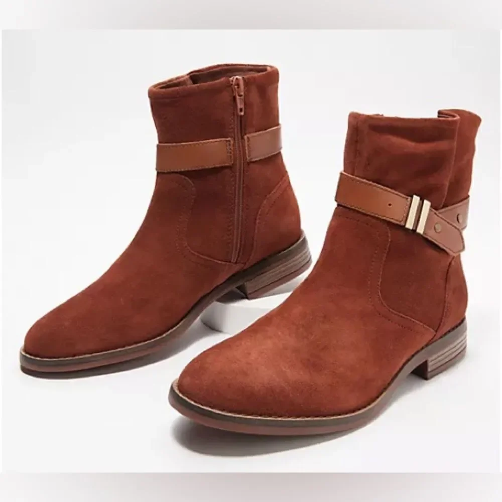 Clarks Camzin Strap Leather Mid Boots
